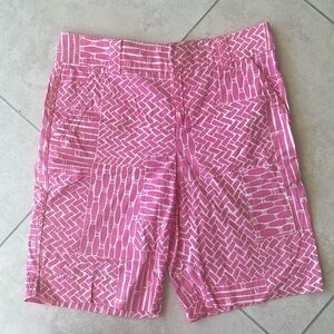 Vintage Lilly Pulitzer resort Bermuda style shorts.